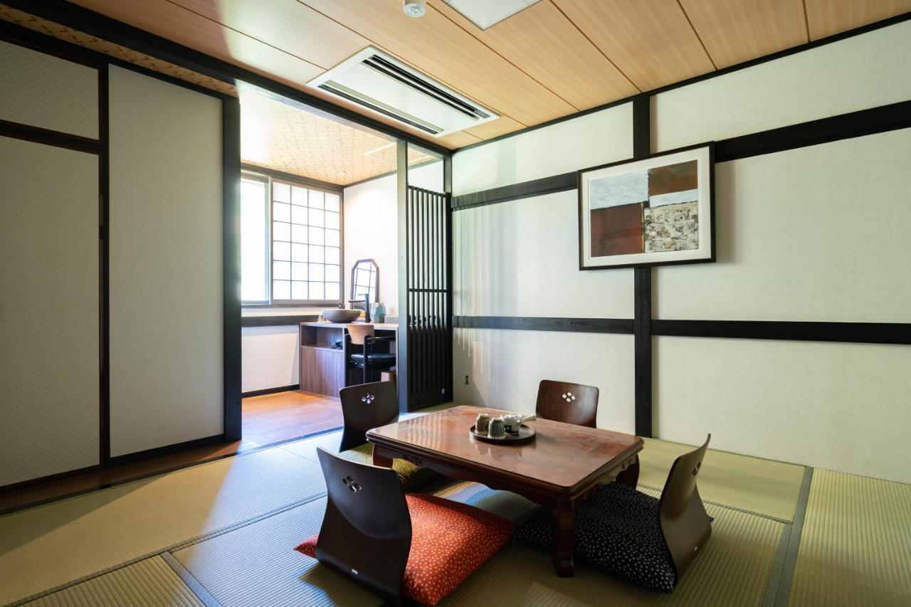 Onsen Guest House Tsutaya ฮาโกเน่ ภายนอก รูปภาพ