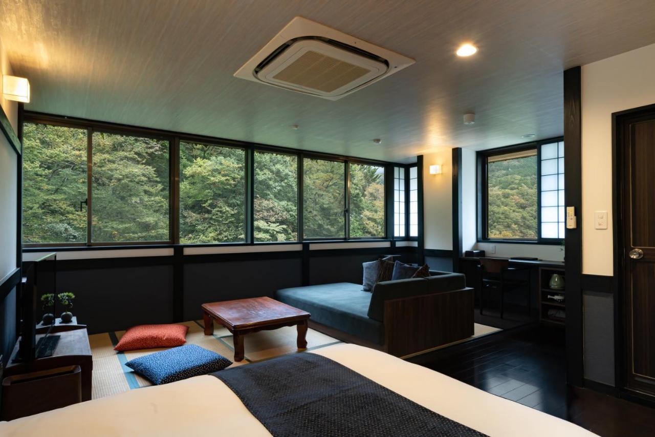 Onsen Guest House Tsutaya ฮาโกเน่ ภายนอก รูปภาพ